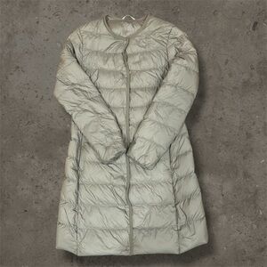 Uniqlo Ultra Light Down Coat Woman’s Beige Outerwear Polyamide